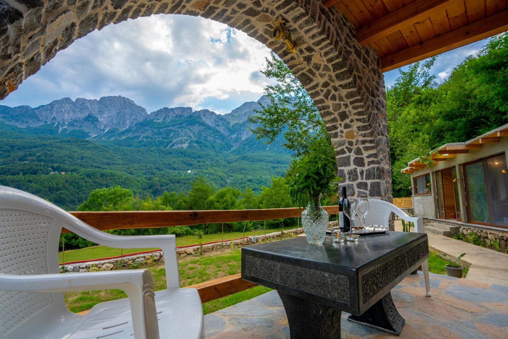 Villa Prelatheth Exterior photo